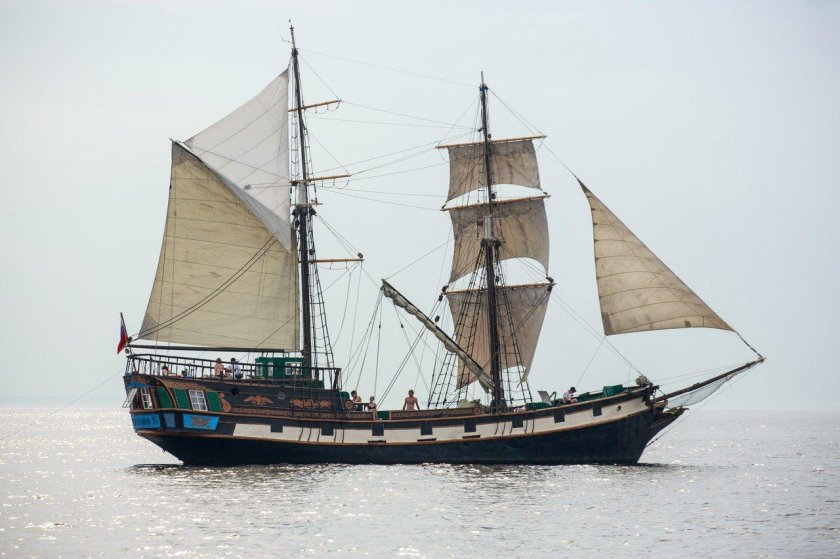 Бриг двухмачтовое парусное судно