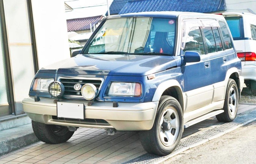 Suzuki Vitara 1