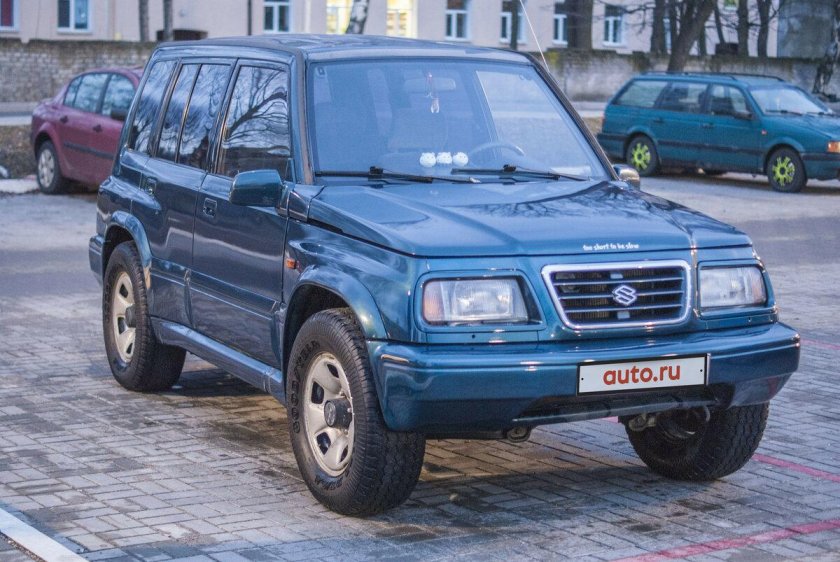 Suzuki Vitara 1