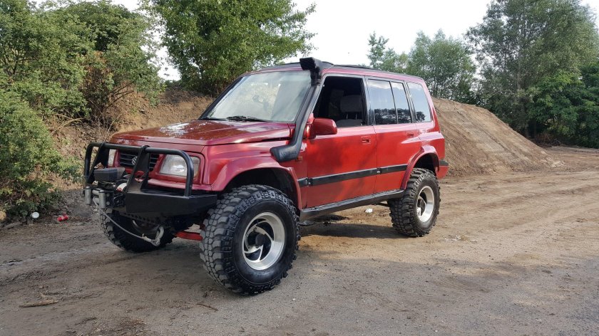 Suzuki Vitara 1