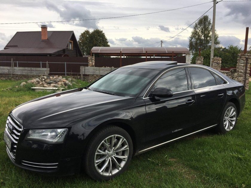 Ауди а 8 2010