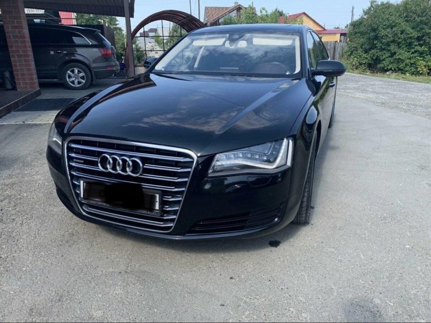Audi a 8 long