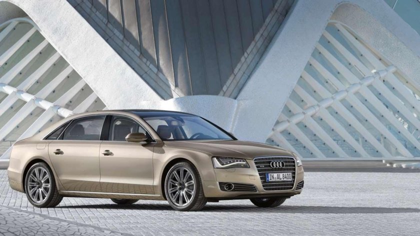 Ауди а8l 2011