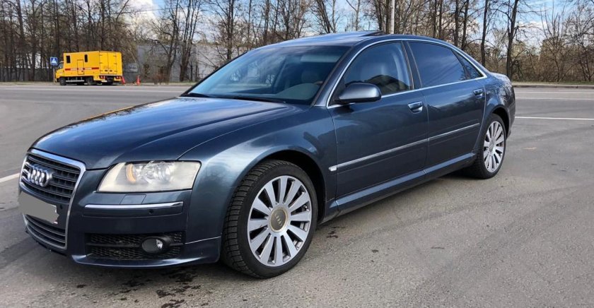 Audi a8