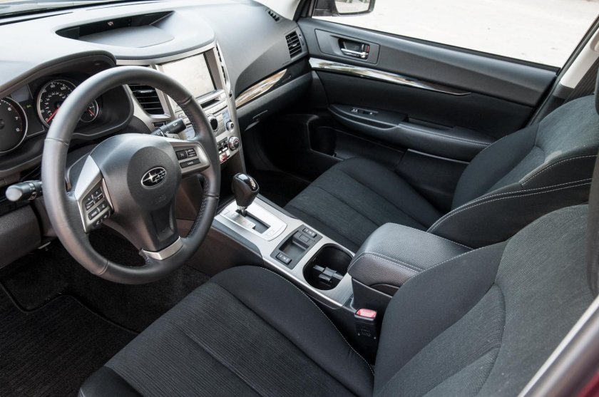 Subaru Legacy 2008 салон