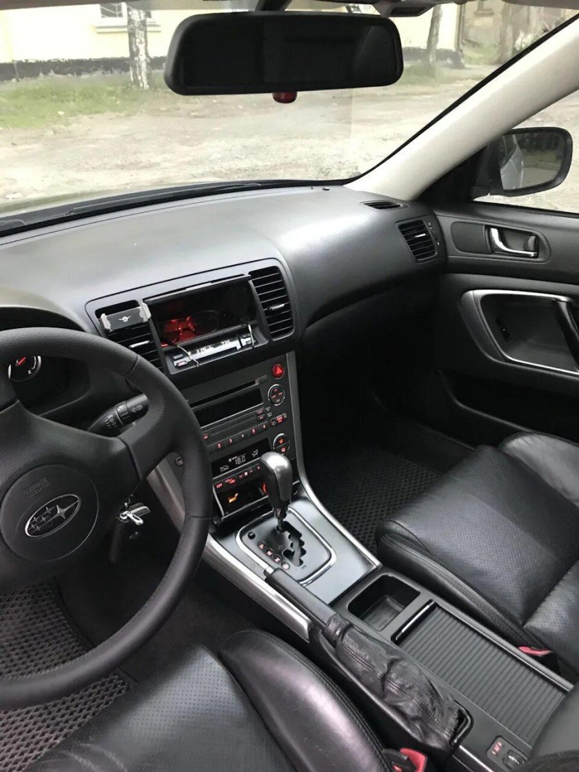 Subaru Legacy 2008 салон