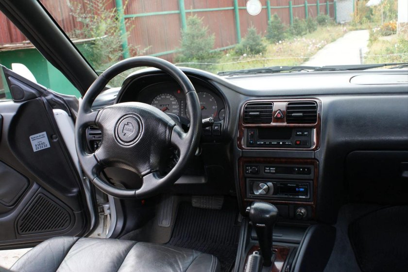 Subaru Legacy bg5 салон