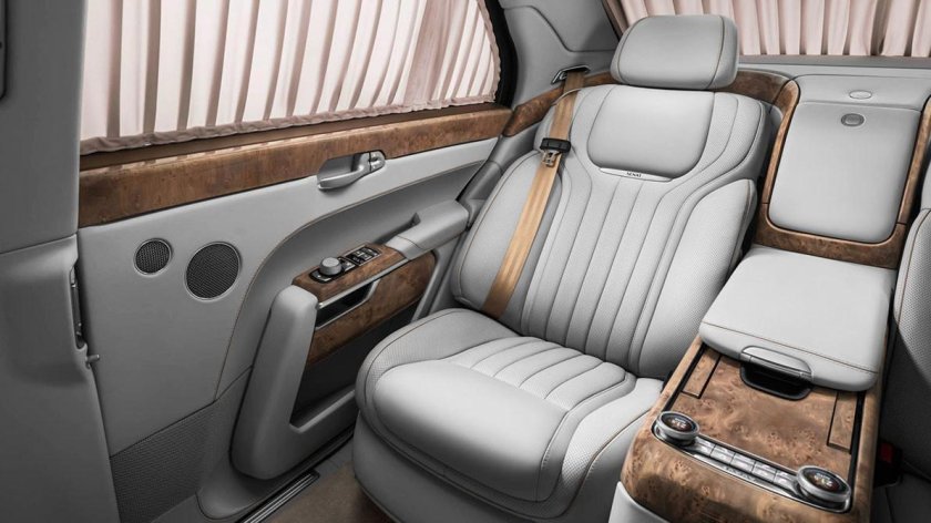 Машина Аурус s600