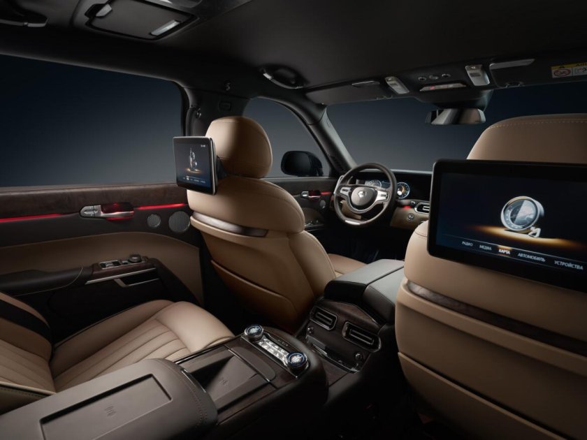 Джип Аурус комендант