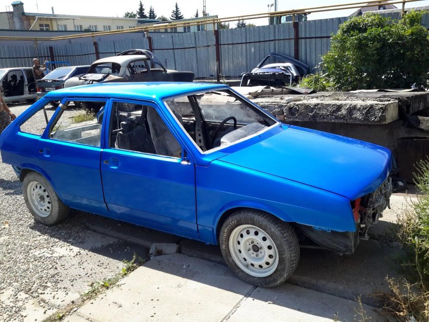 ВАЗ 2109 ультрамарин