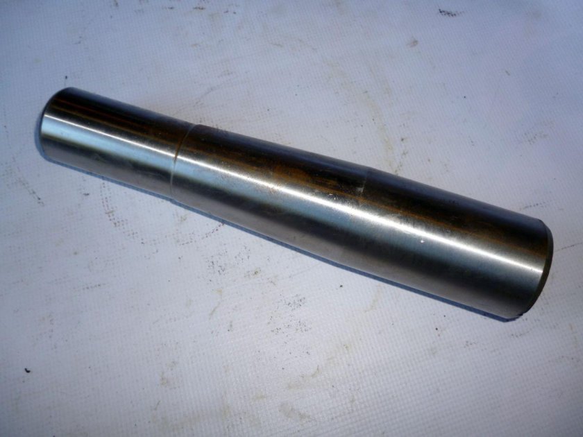 Шкворень КАМАЗ 6520-3001019