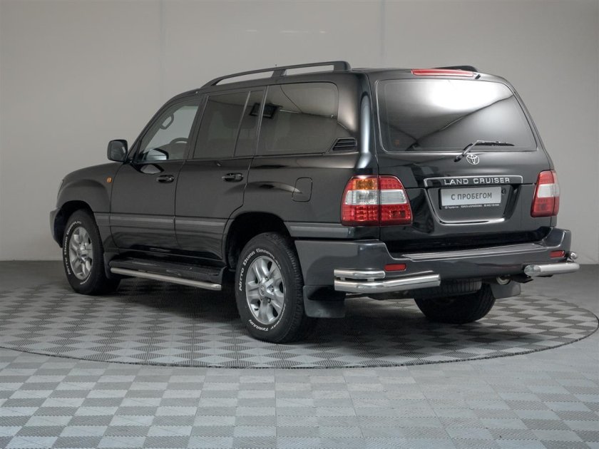 Toyota Land Cruiser 100 2006