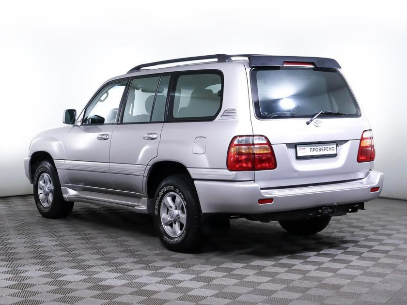 Toyota Land Cruiser 100