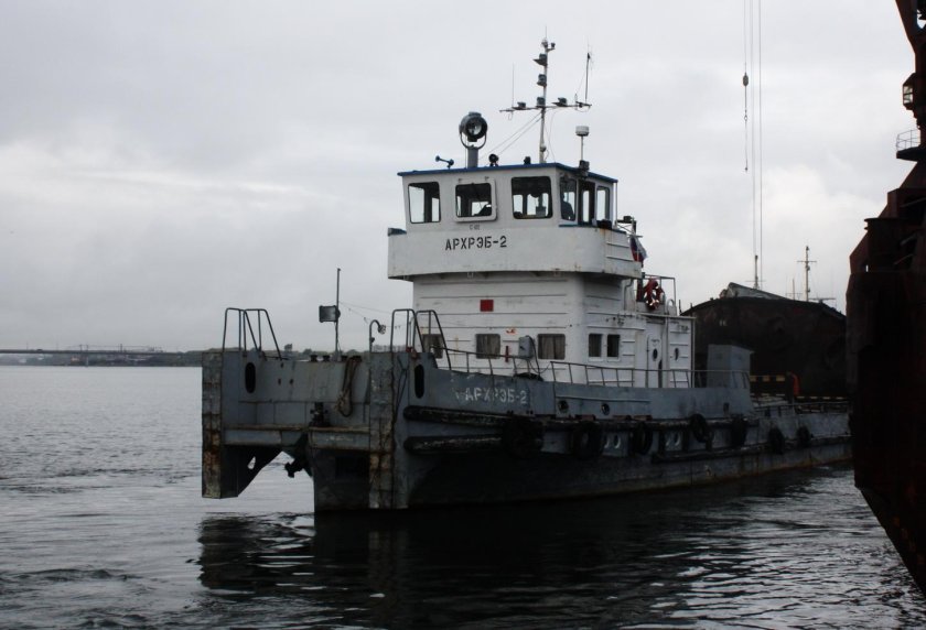 РТ -777- буксир толкач ,