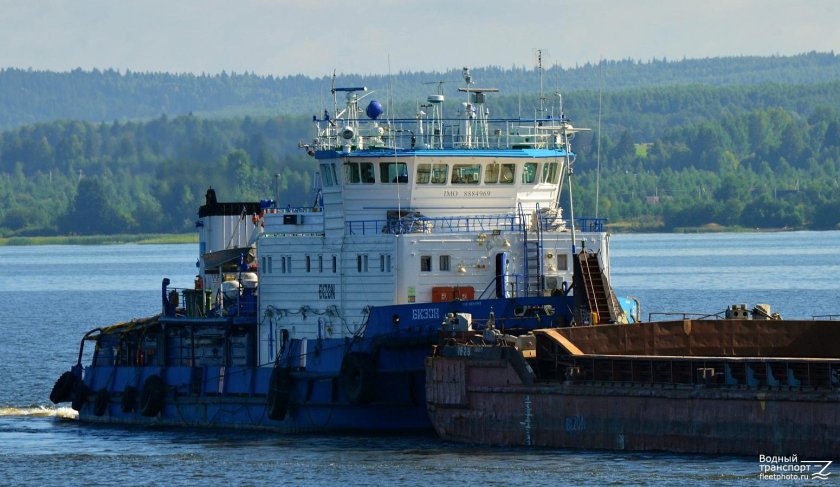 Толкач Бизон буксир