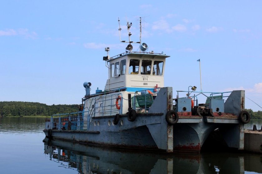 Теплоход буксир-толкач