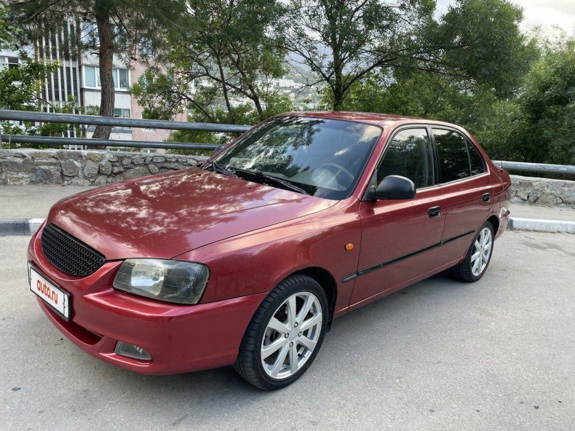 Хендай акцент 2004