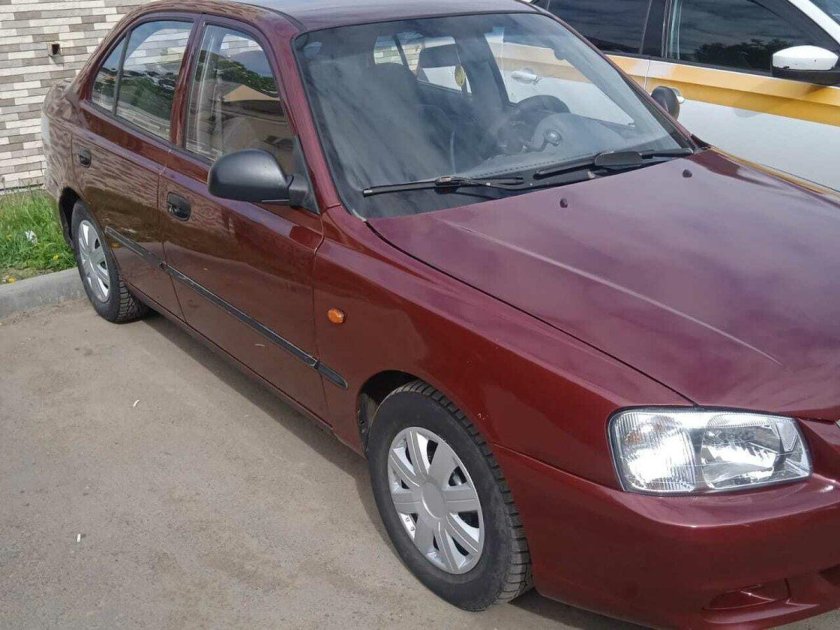 Hyundai accent 2008