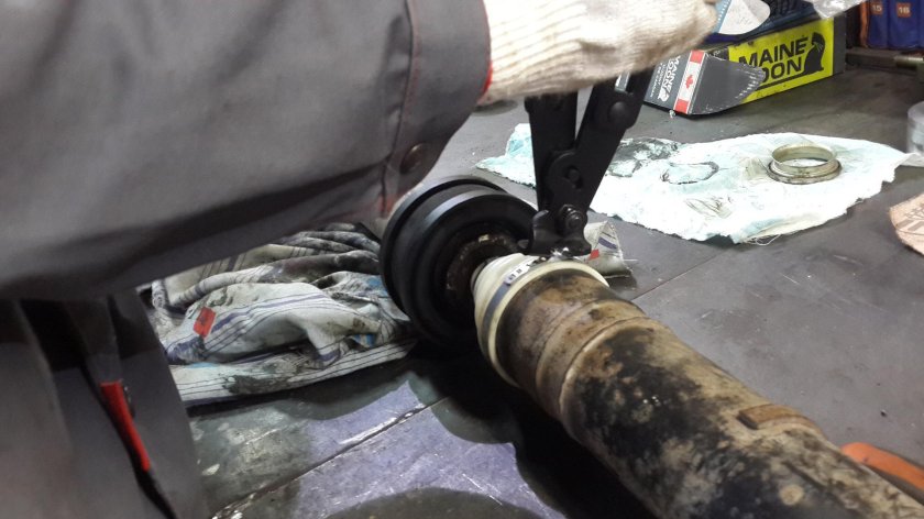 Кардан Nissan x-Trail t31 пыльник