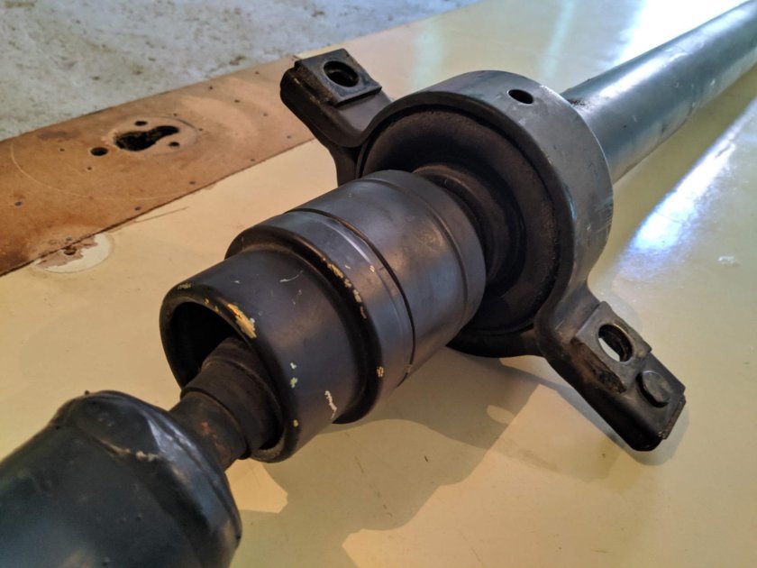 Подвесной подшипник кардана x Trail t30