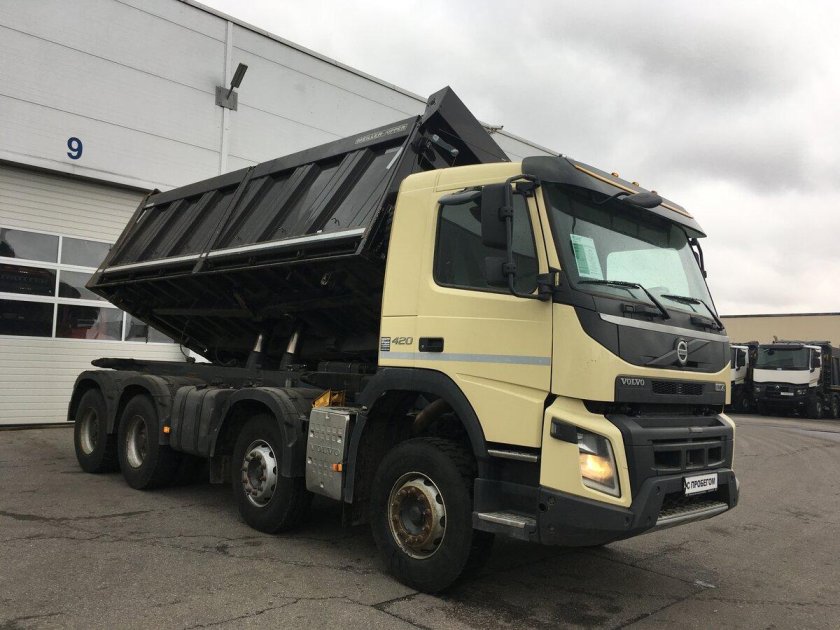 Вольво самосвал 6х4