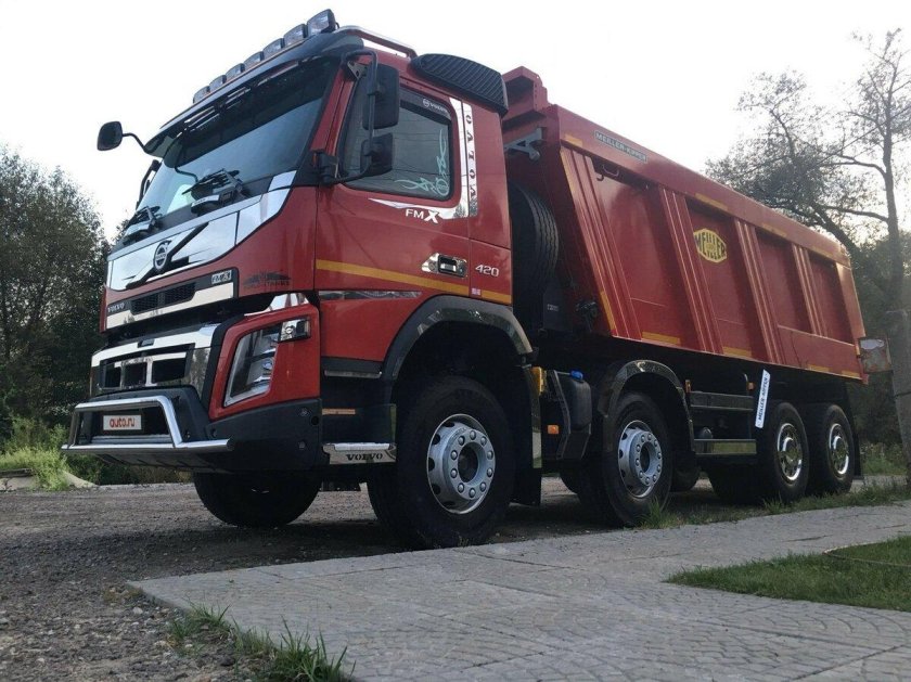 Вольво ФМХ 8х8