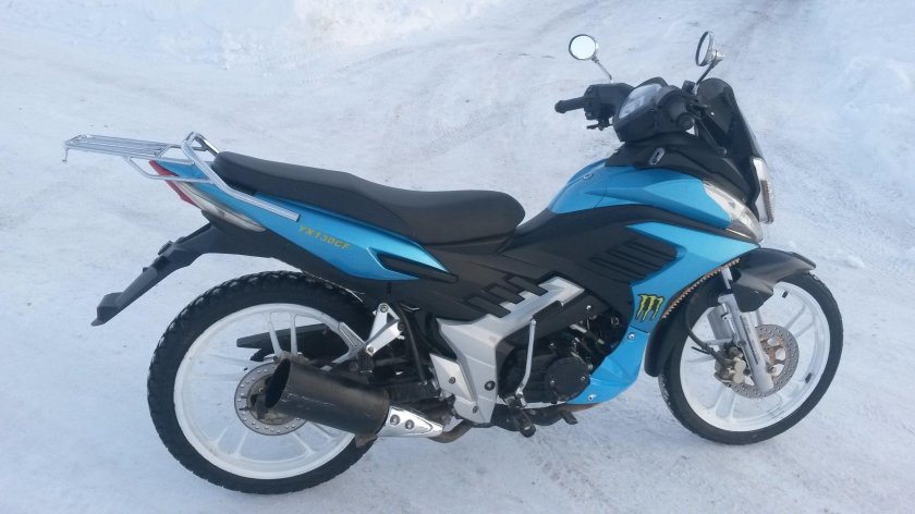 Ветровое стекло на Storm Indigo