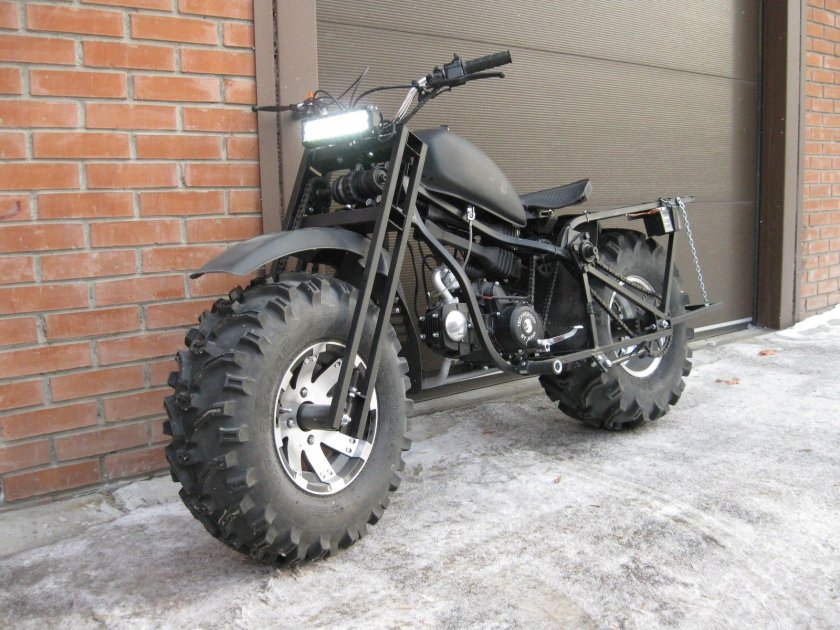 Мотовездеход Васюган 2х2