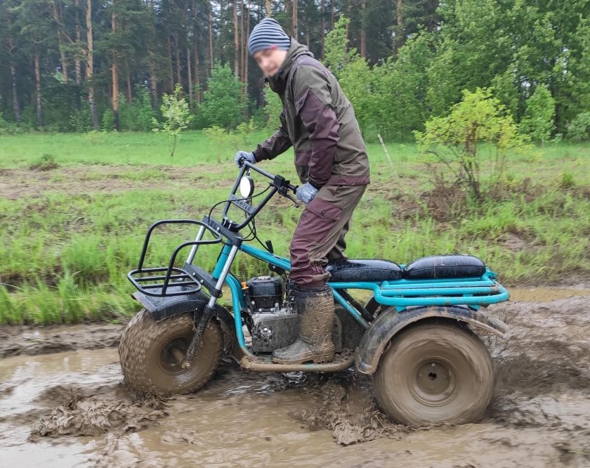 Трёхколёсный мотовездеход SR-32 Альбатрос