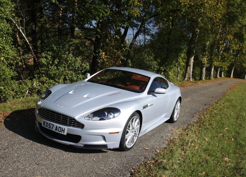 Астон Мартин 2008