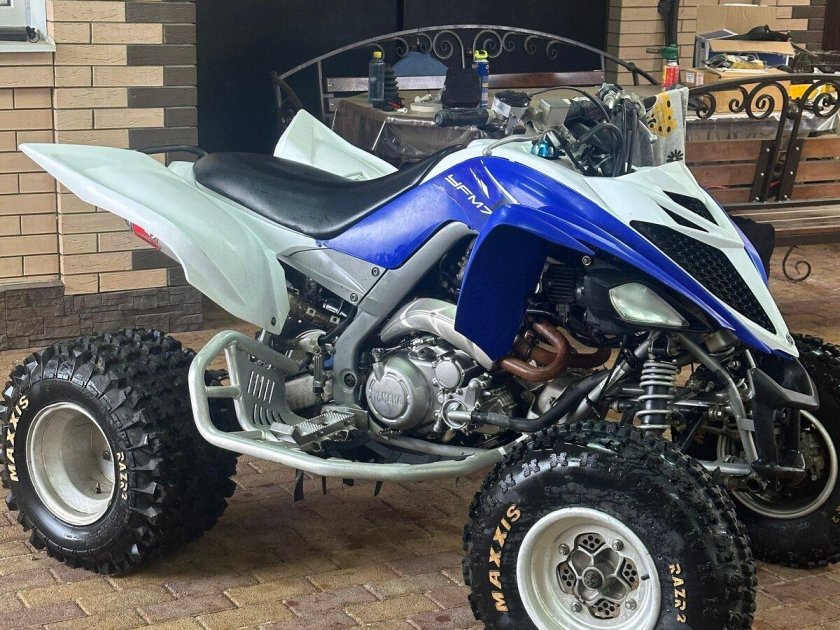Yamaha raptor yfm700