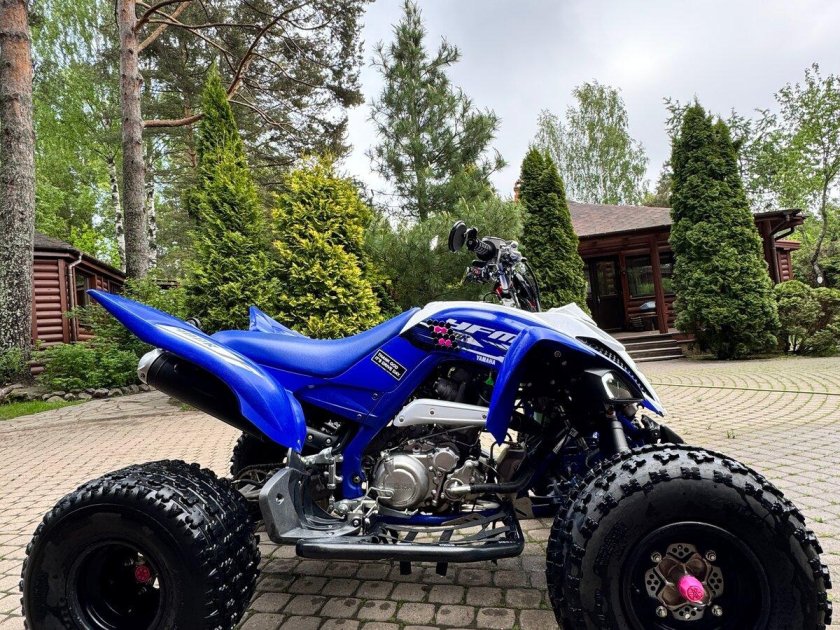 Квадроцикл ямаха раптор