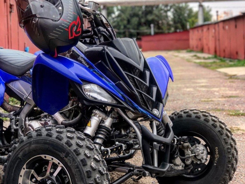 Yamaha Raptor yfm700