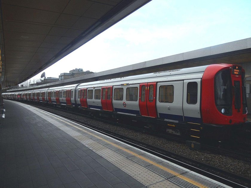 London Underground s7 stock