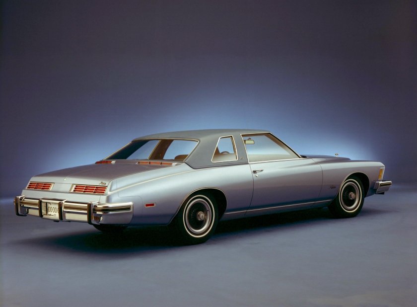 Buick Riviera 1974