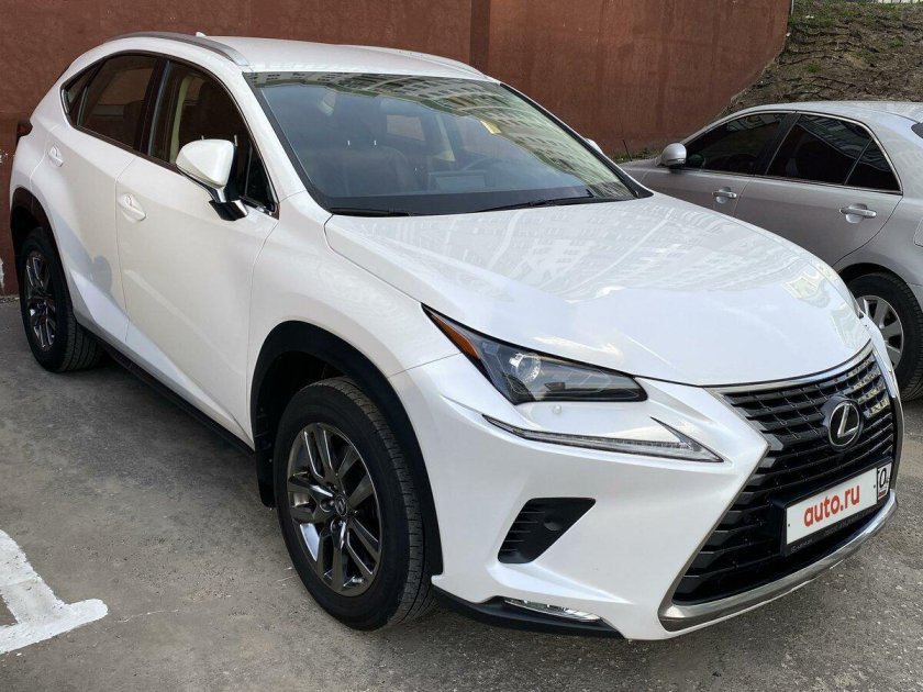 Lexus nx 2019