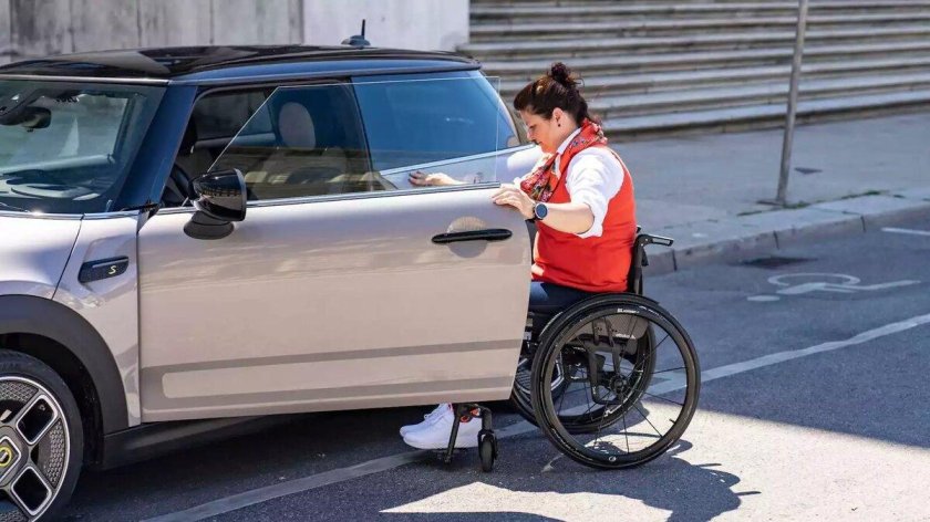 Мини Купер серфинг