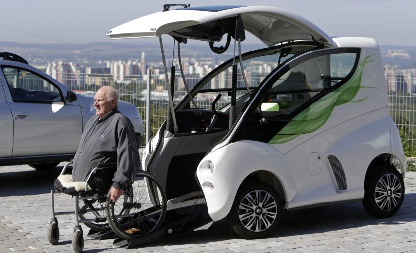 Автомобиль для колясочников