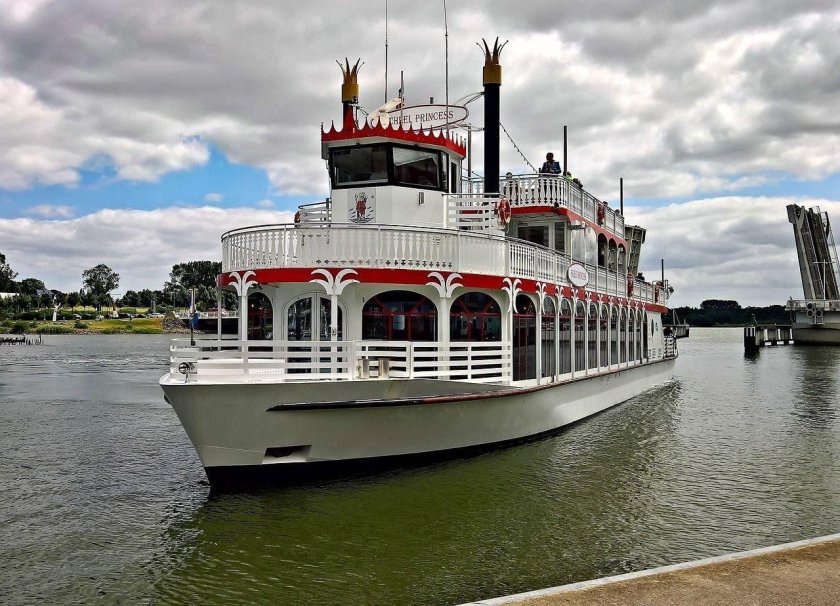 Теплоходов на Миссисипи