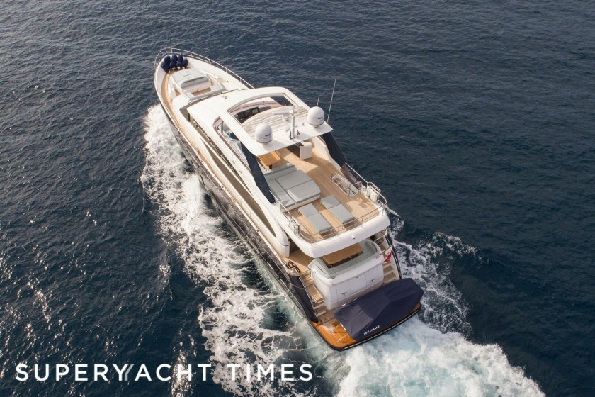 Яхта Princess 88