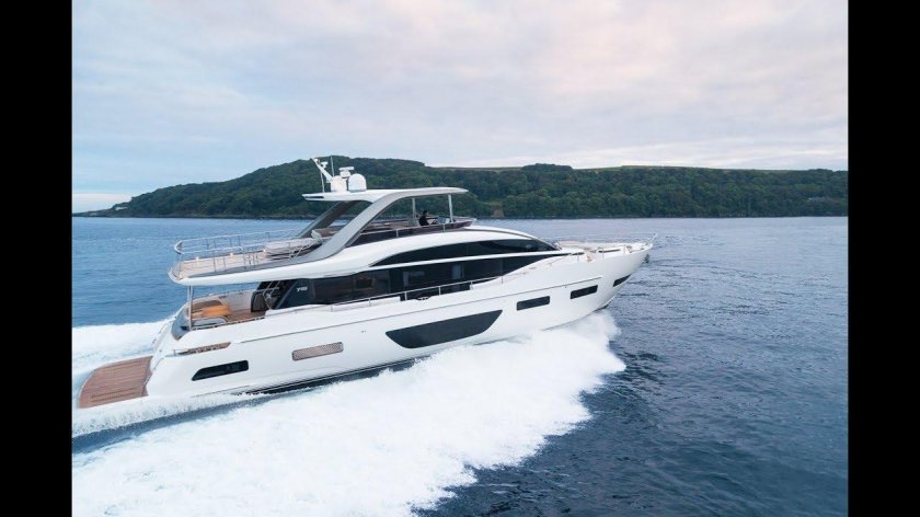 Яхта принцесс y85