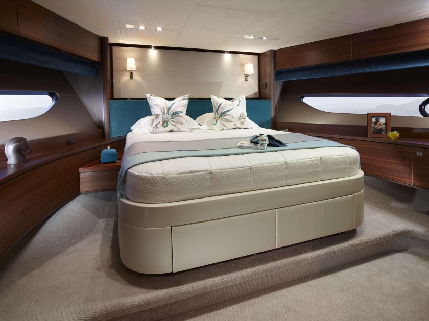 Princess y88 Motor Yacht