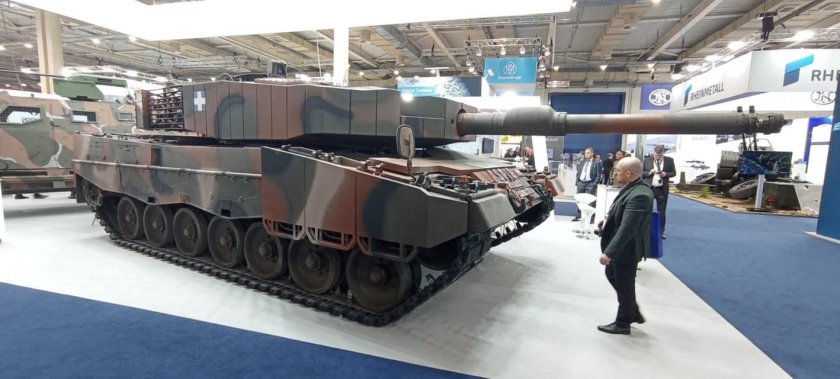 Леопард 2 с динамической защитой