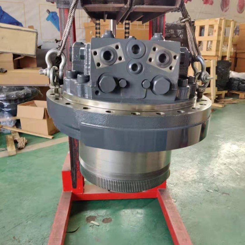 Гидромотор хода экскаватора комацу 220 рс