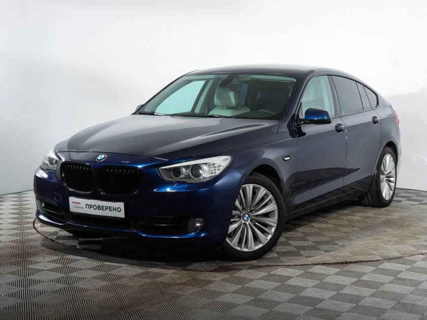 БМВ 318 2015