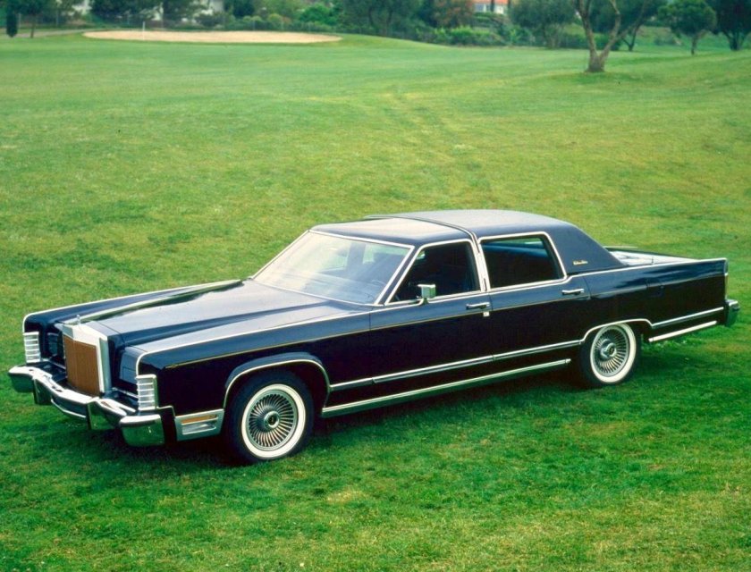 Машина Линкольн Континенталь