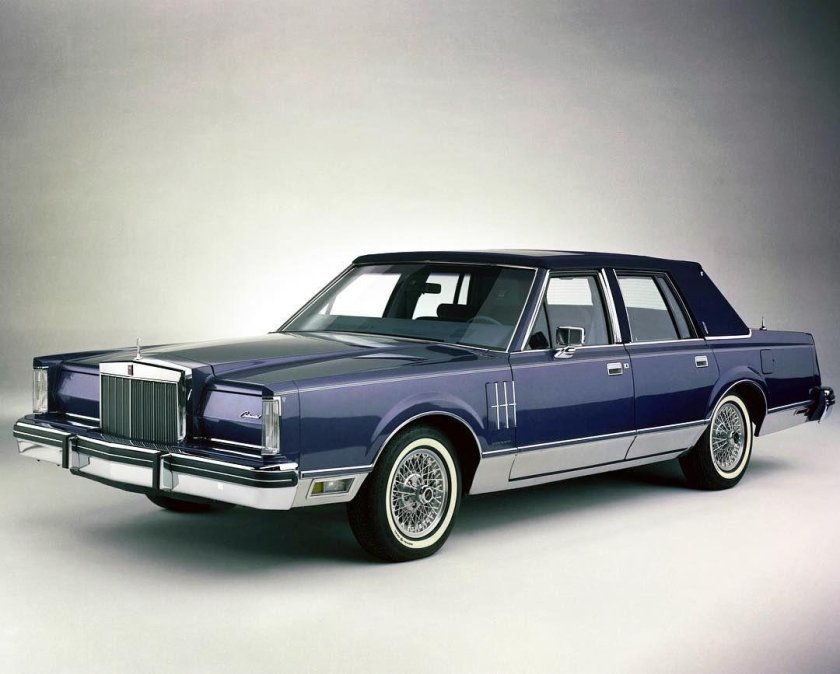 Машина Линкольн Континенталь