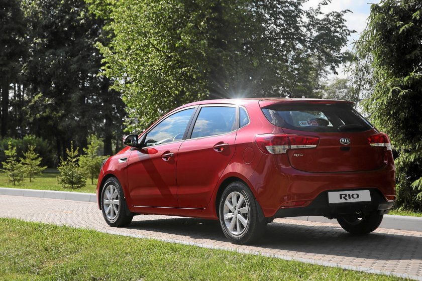 Киа Рио хэтчбек 2022