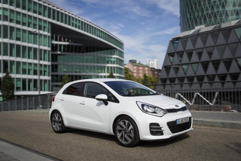 Kia Rio хэтчбек 2015
