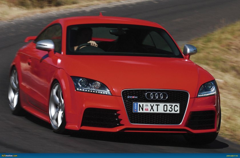 Audi TT RS 2011
